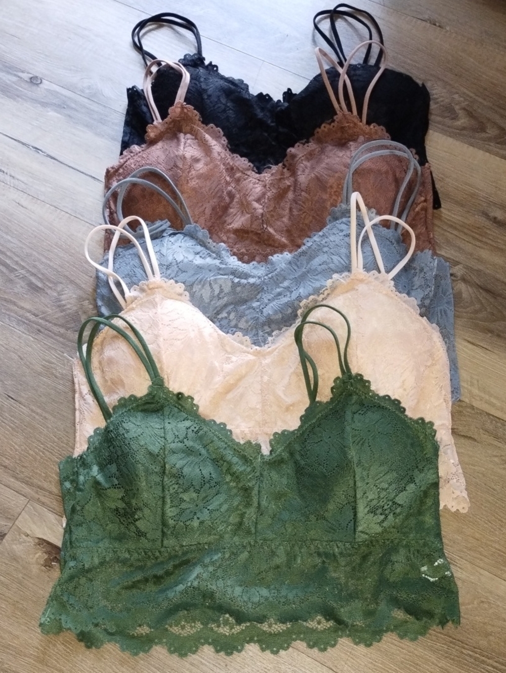Set 5 Lace Bralettes Set in Green, Peach, Blue, Rose Taupe And  Black